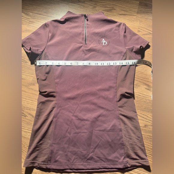 Aztec Diamond Tech Tee Equestrian - Picture 9 of 10